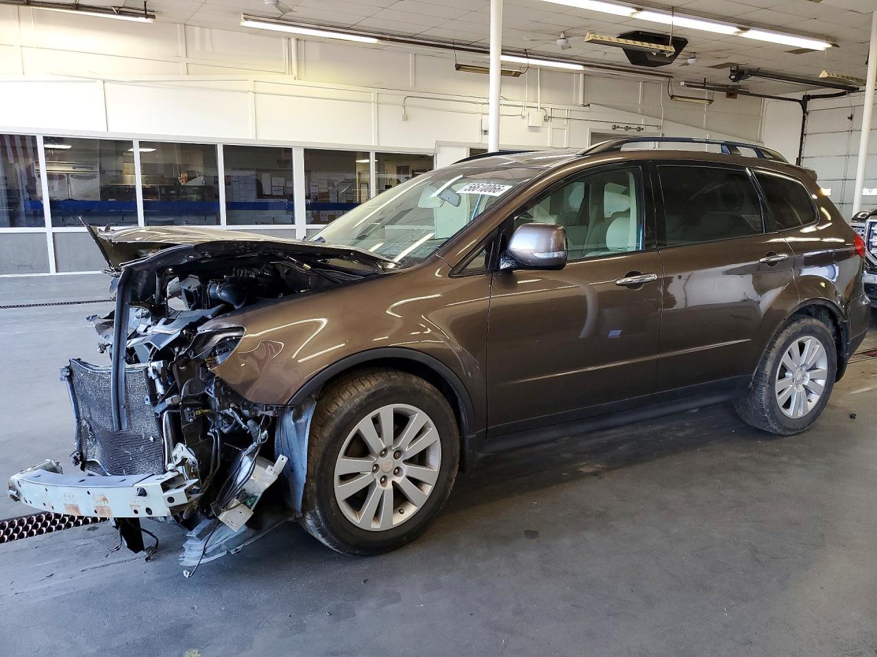 2008 Subaru Tribeca Limited, VIN 4S4WX92D384414058 — Front end