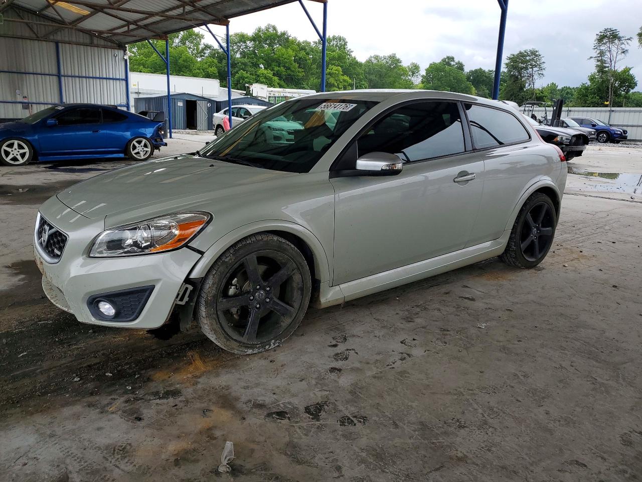 2012 Volvo C30, VIN YV1672MK0C2285945 — Front end