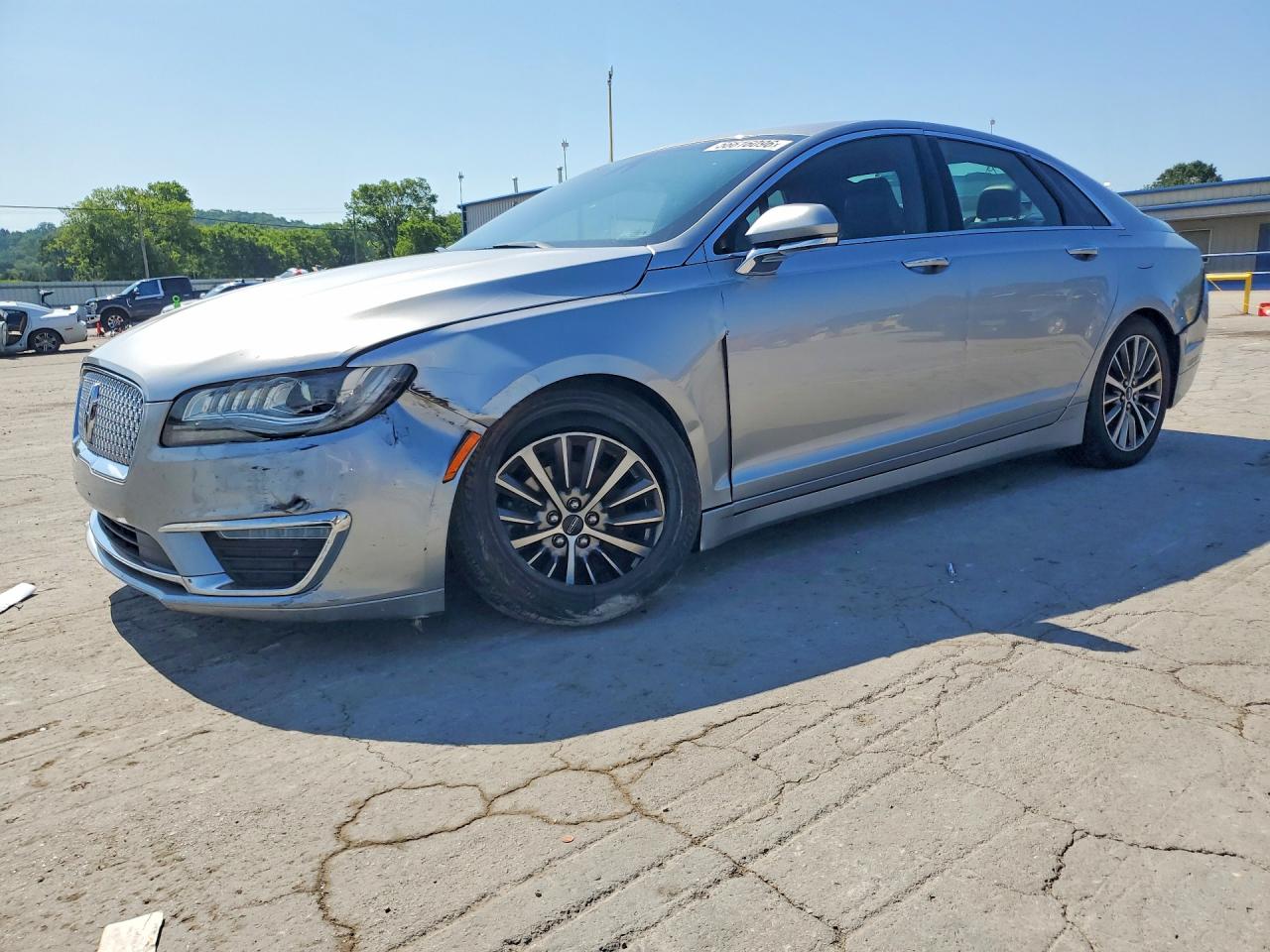 2020 Lincoln MKZ Standard, VIN 3LN6L5A91LR611439 — Front end