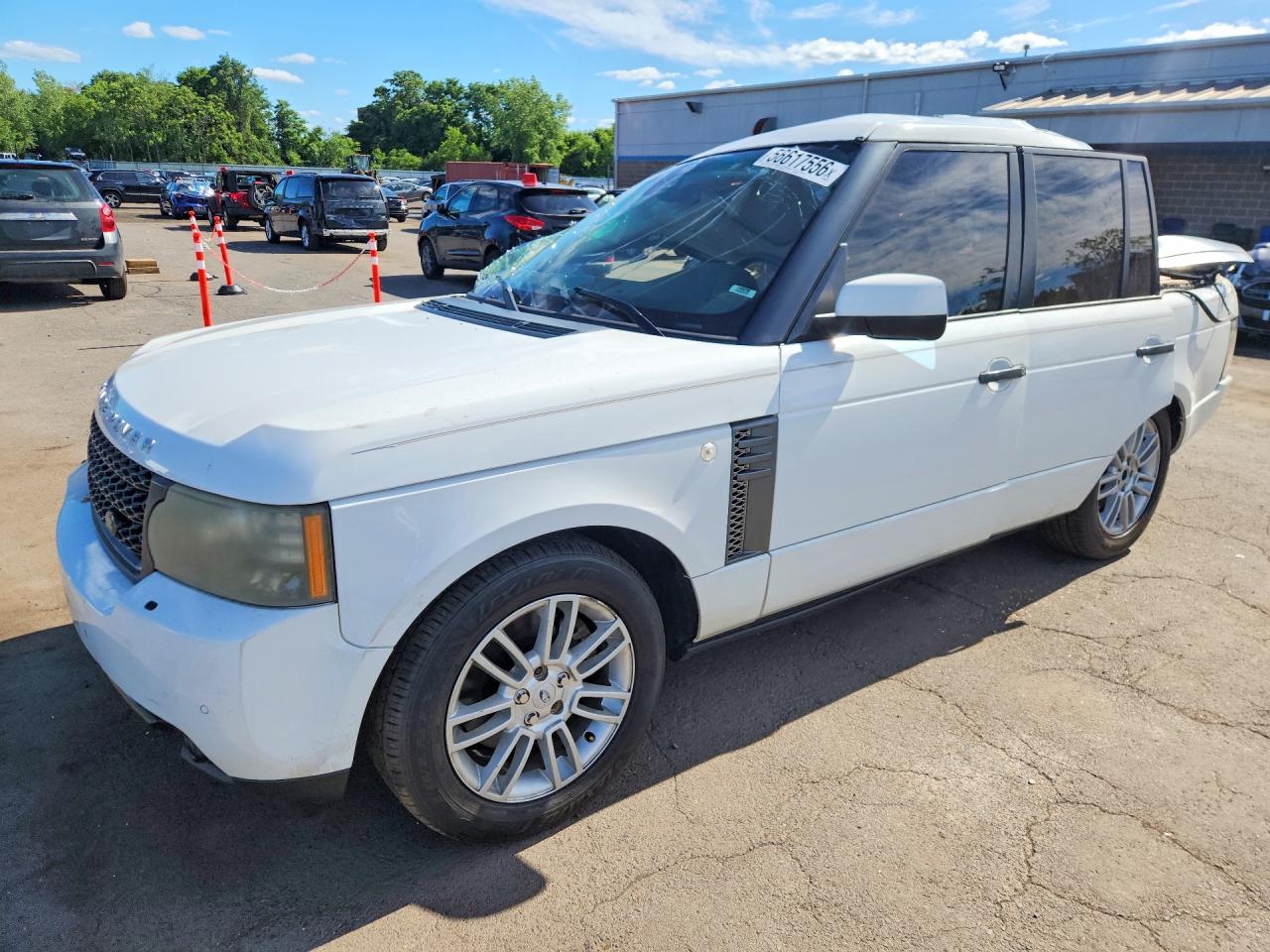 2011 Land Rover Range Rover HSE, VIN SALME1D41BA339636 — Roof
