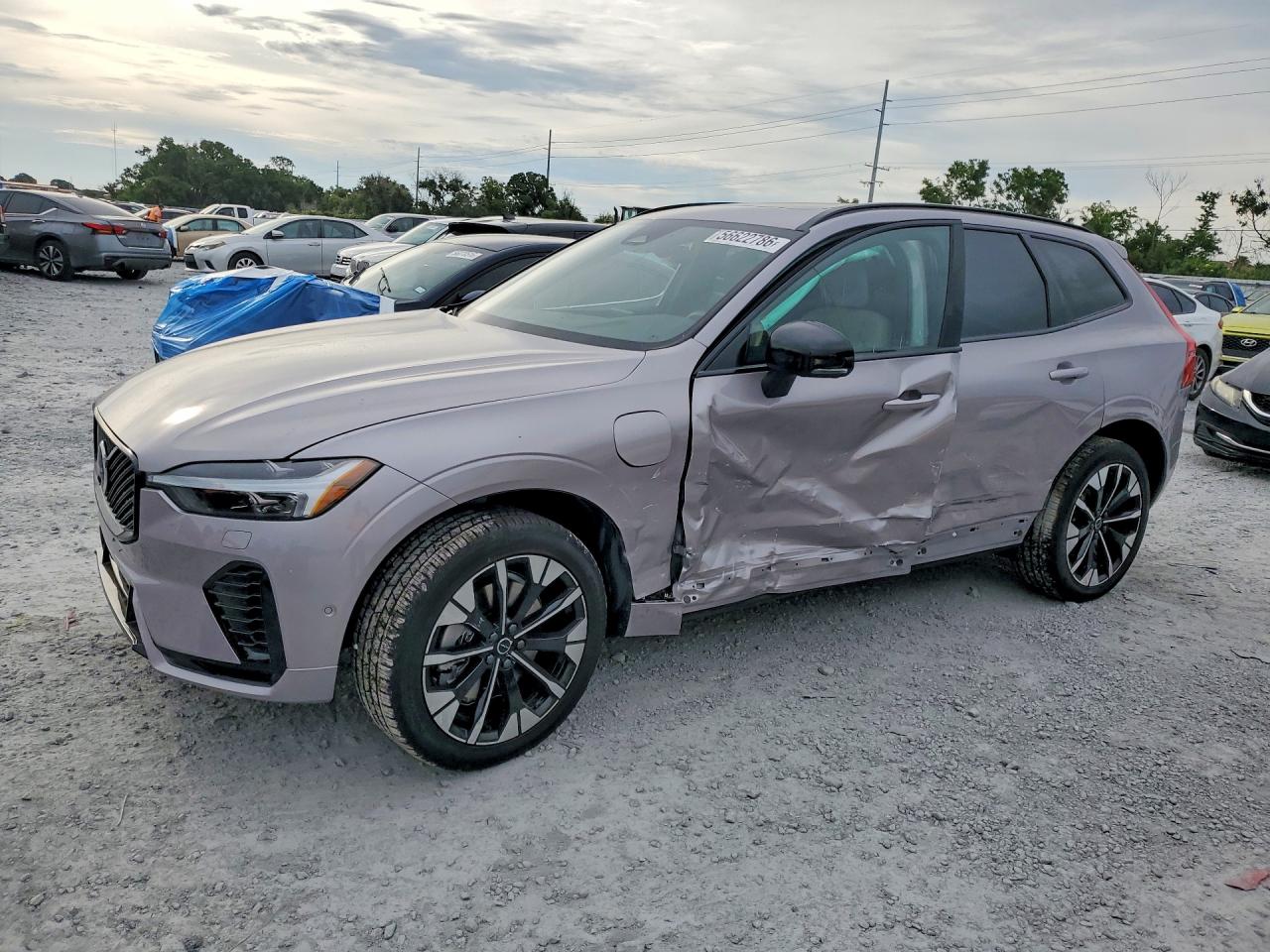2026 Volvo XC60 Plus, VIN YV4H60RC2T1440733 — Side