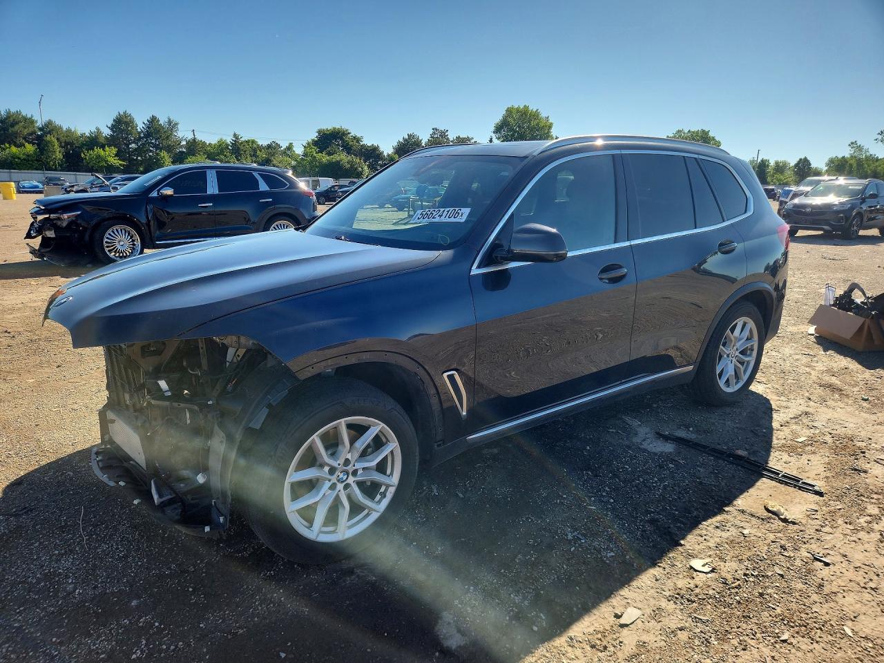 2020 BMW X5 xDrive40i, VIN 5UXCR6C07L9B27265 — Front end