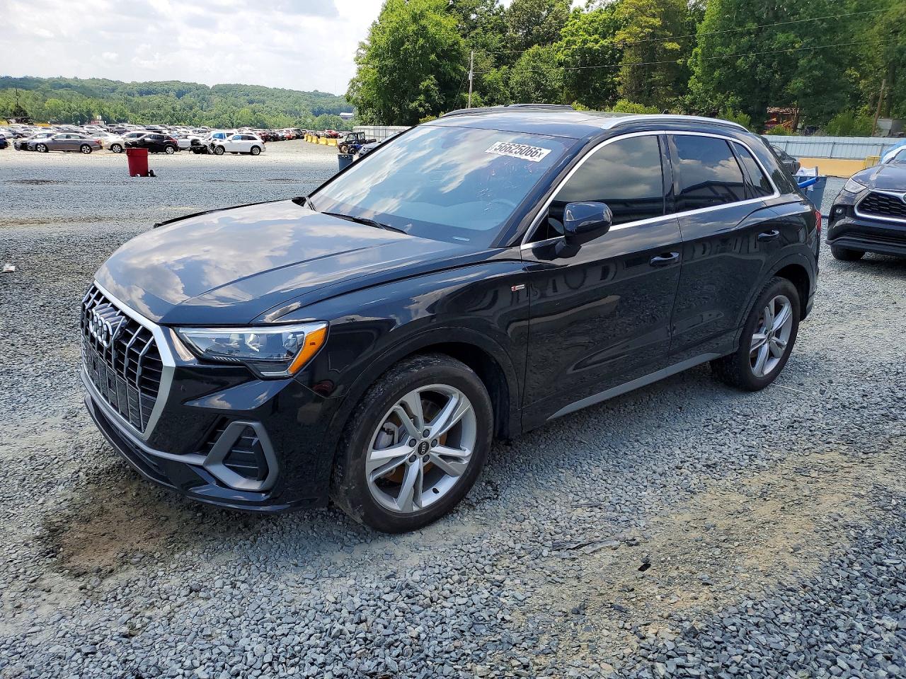2022 Audi Q3 S line Premium, VIN WA1DECF39N1085955 — Перед