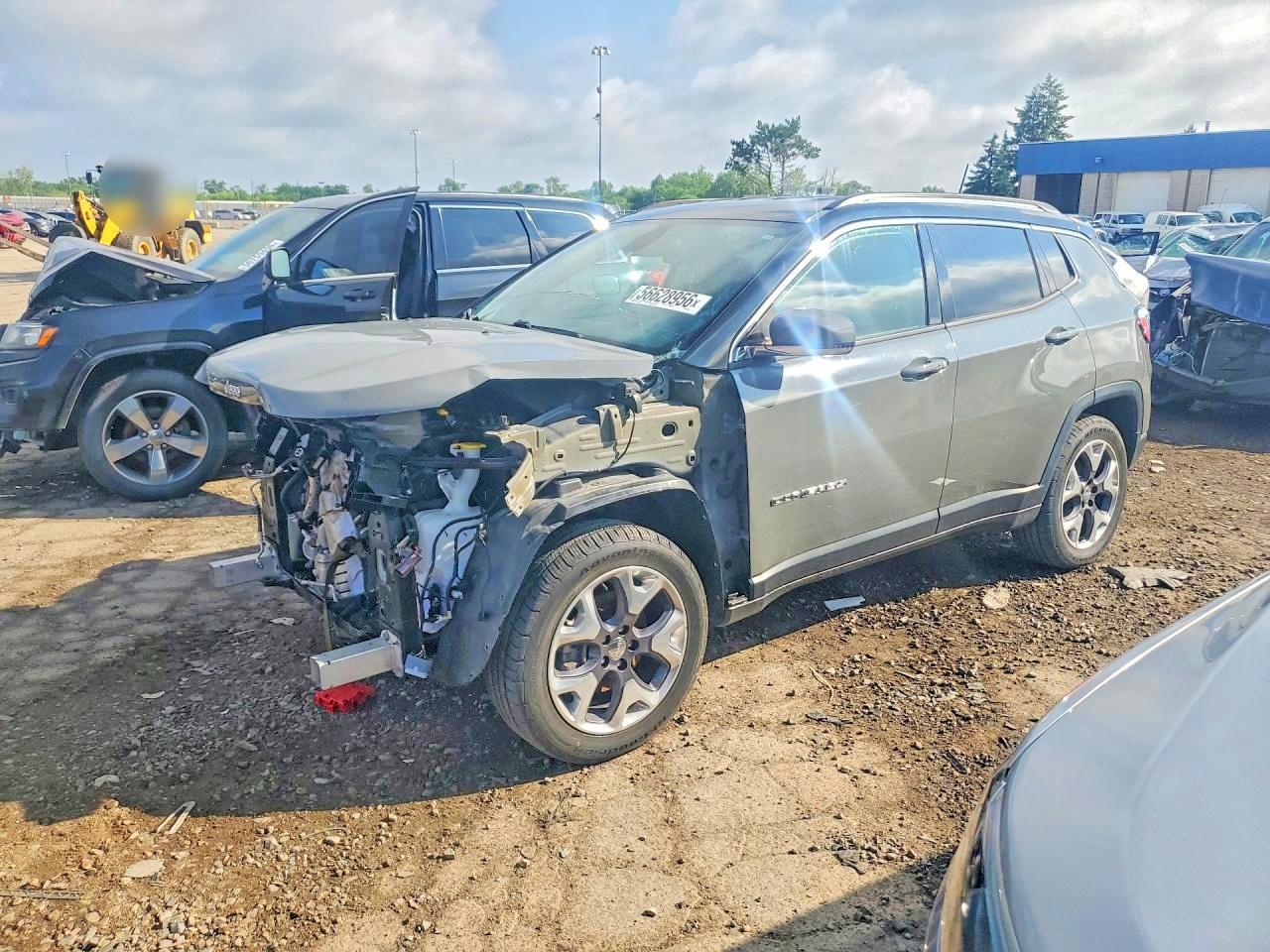 2020 Jeep Compass Limited, VIN 3C4NJDCB5LT223813 — Front end