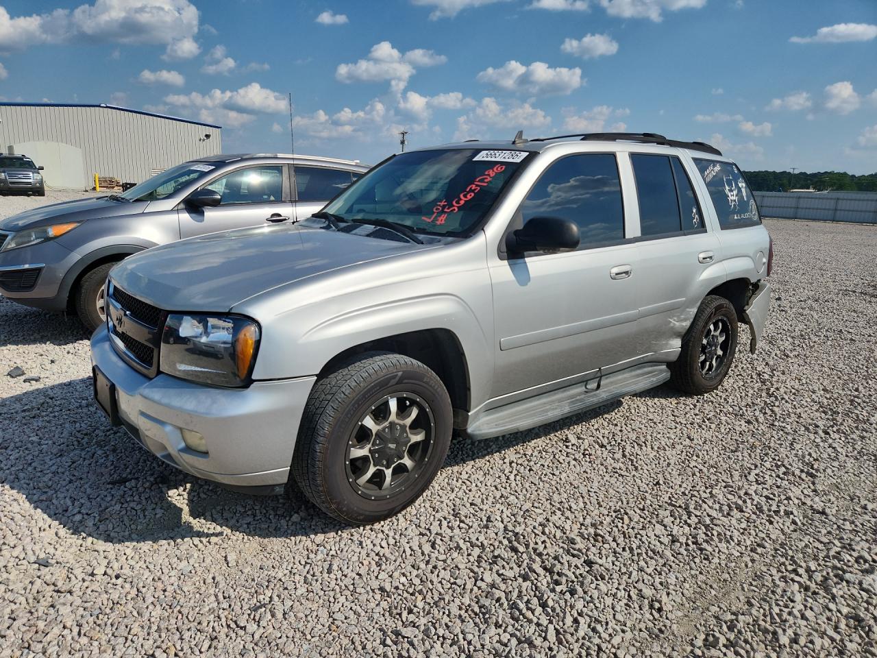 2007 Chevrolet TrailBlazer LS, VIN 1GNDT13S272135028 — Rear end