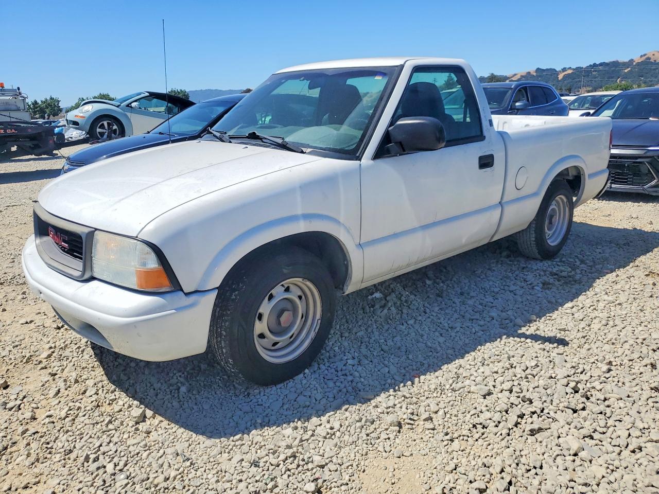 2003 GMC Sonoma SLS, VIN 1GTCS14HX38215727 — Vandalism