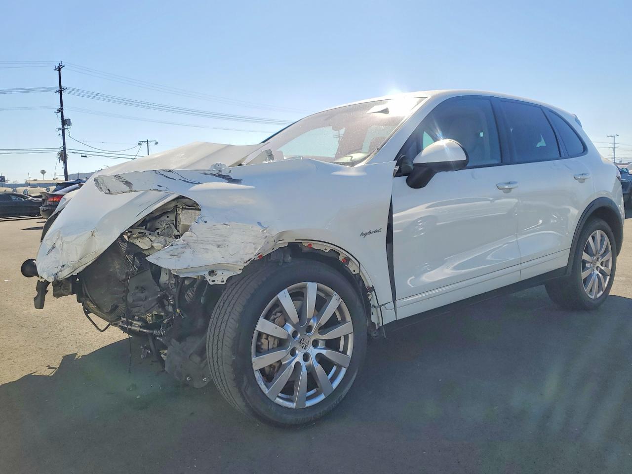 2012 Porsche Cayenne S Hybrid, VIN WP1AE2A24CLA93947 — Front end