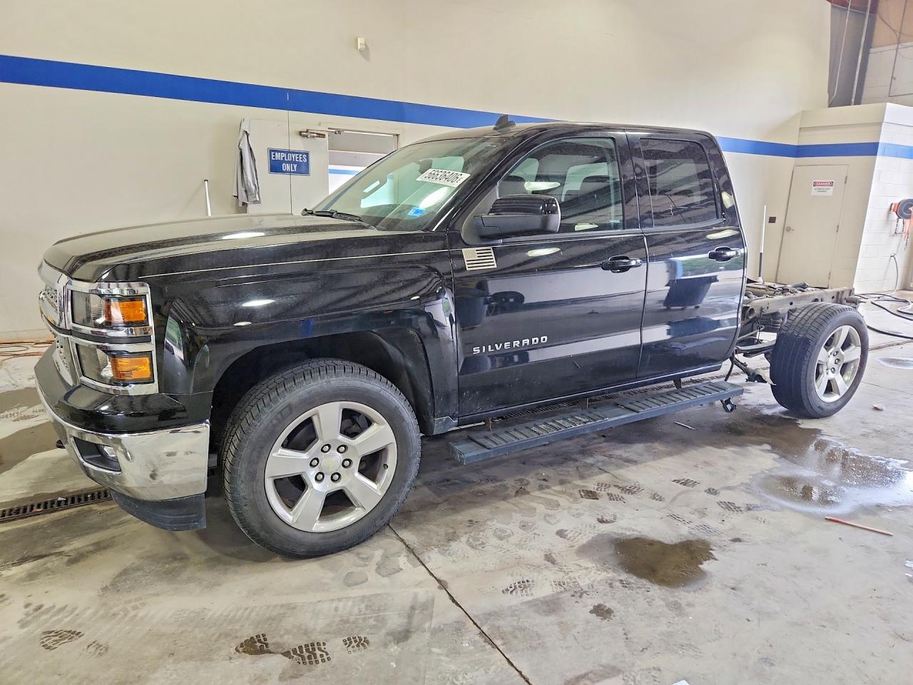 2014 Chevrolet Silverado 1500 LT, VIN 1GCVKREH0EZ389423 — Stripped
