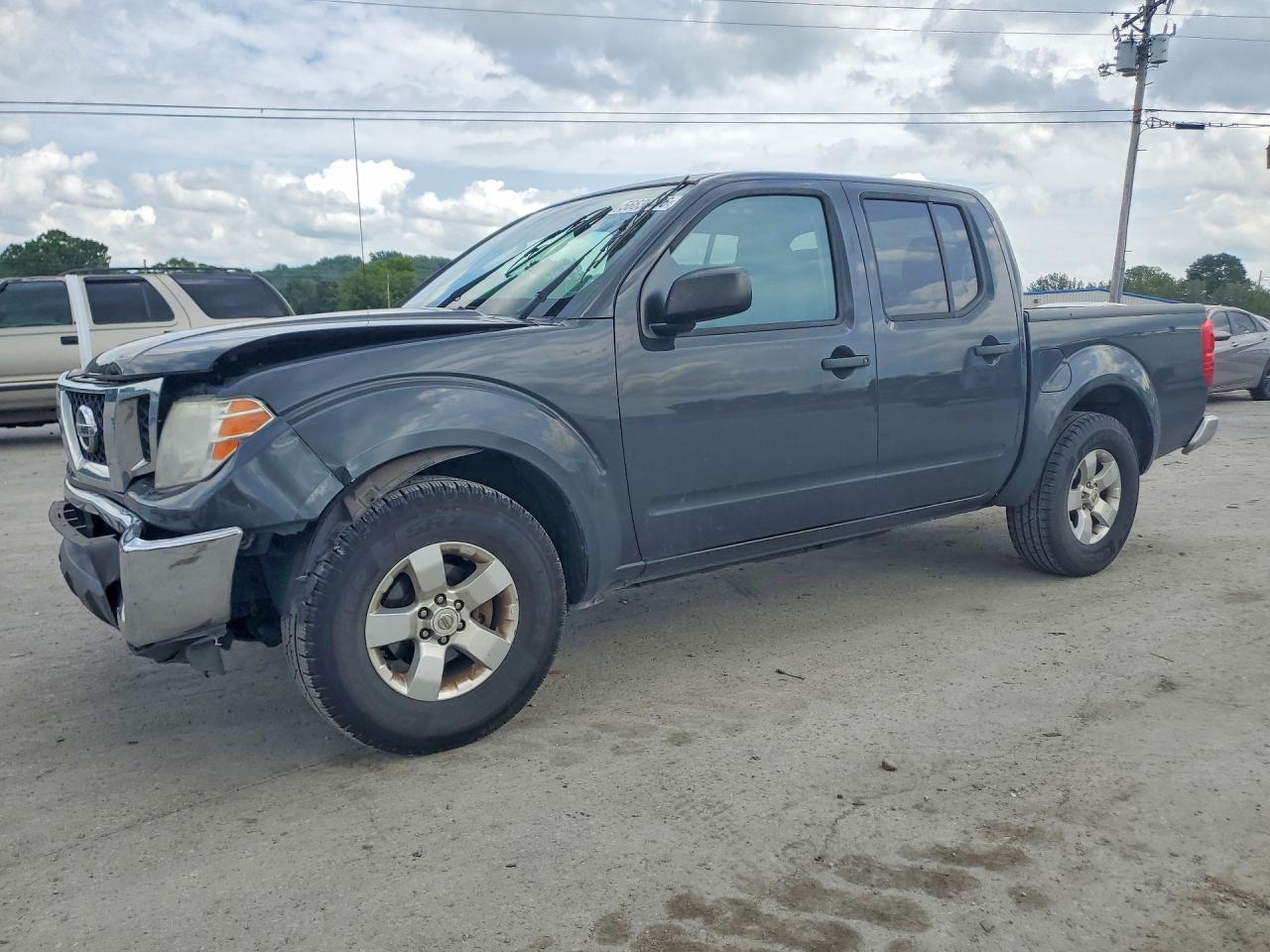 2011 Nissan Frontier SV, VIN 1N6AD0ER1BC412782 — Front end