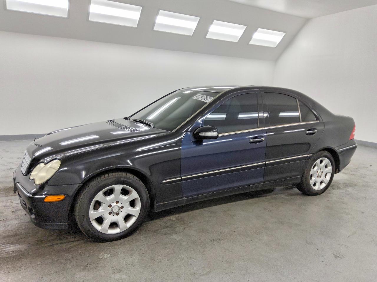 2006 Mercedes-Benz C 280 Luxury, VIN WDBRF92H66F765666 — Undercarriage