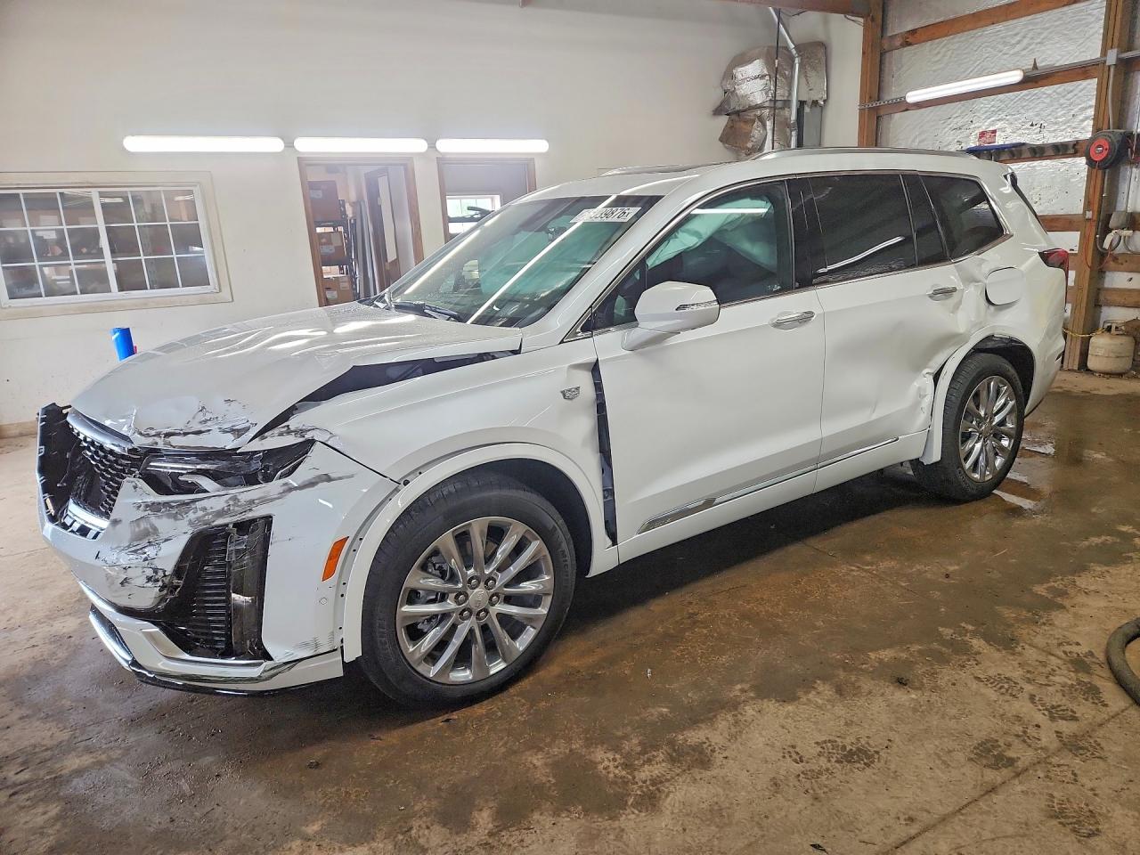 2023 Cadillac XT6 AWD Premium Luxury, VIN 1GYKPDRS7PZ212555 — Side