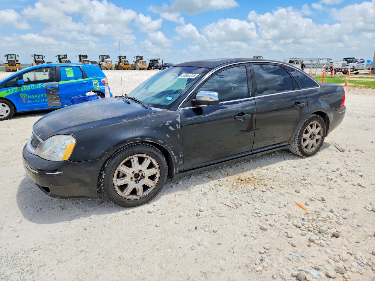 2007 Ford Five Hundred Limited, VIN 1FAHP25167G134563 — Front end