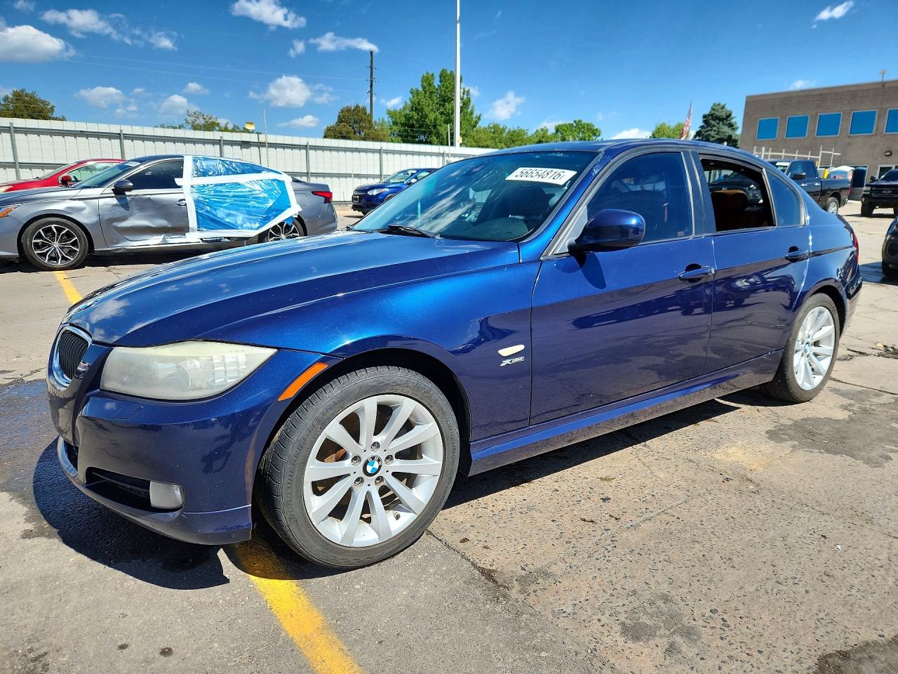 2011 BMW 3 Series 328i xDrive, VIN WBAPK7G57BNN85746 — Front end