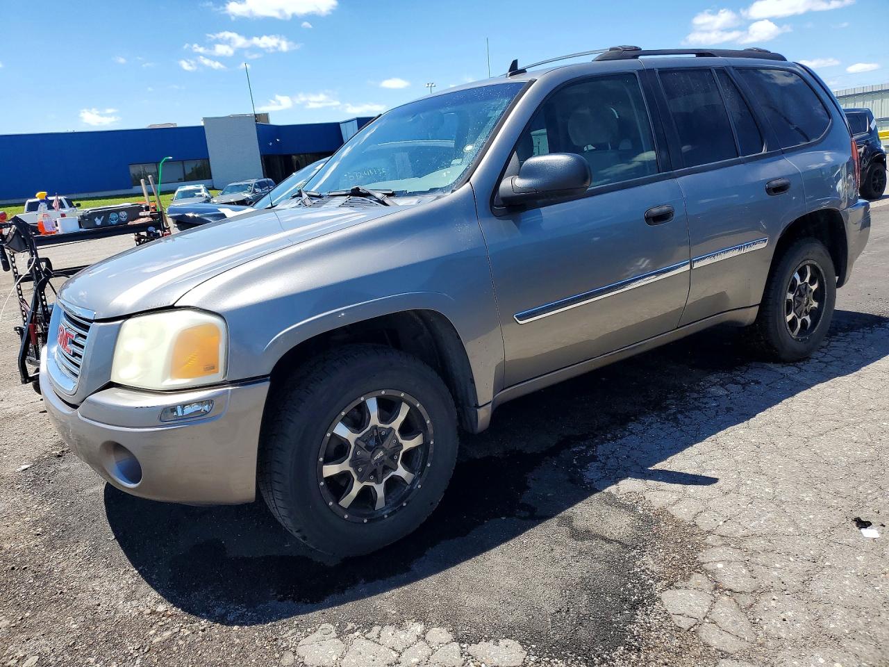 2007 GMC Envoy SLE, VIN 1GKDT13S472200135 — Вандализм