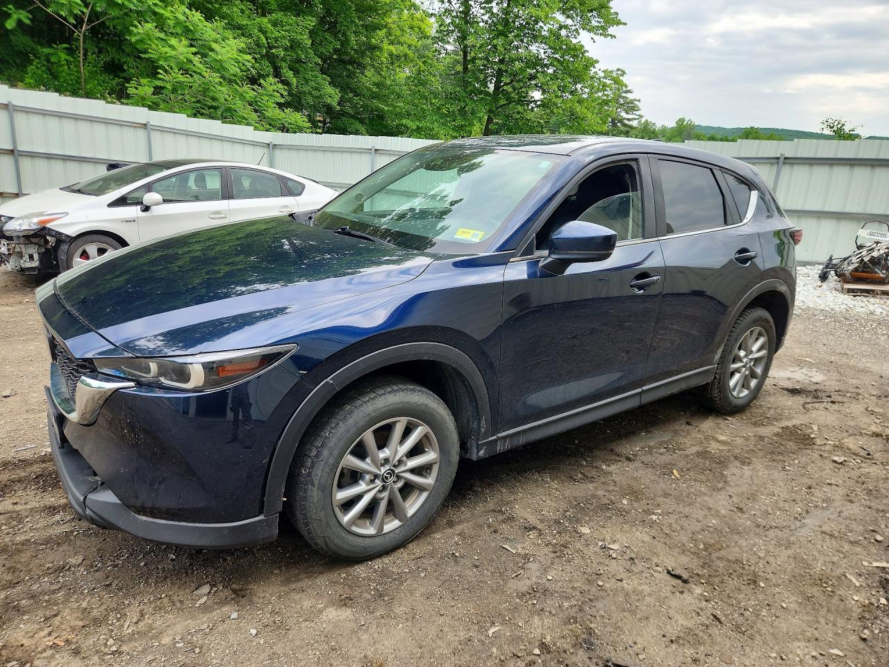 2022 Mazda CX-5 S Carbon Edition, VIN JM3KFBCM0N0567616 — Front end