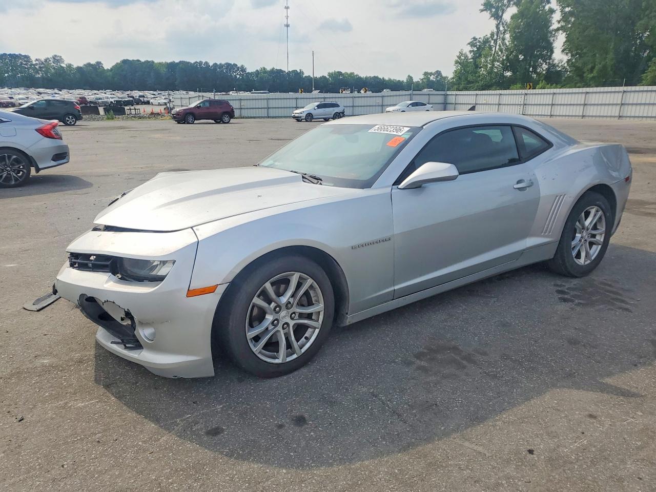 2015 Chevrolet Camaro LS, VIN 2G1FB1E34F9221623 — Front end
