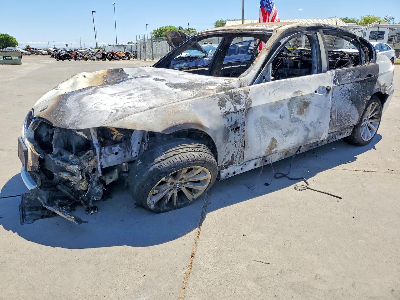 2011 BMW 3 Series 328i, VIN WBAPH5G59BNM79950 — Burn