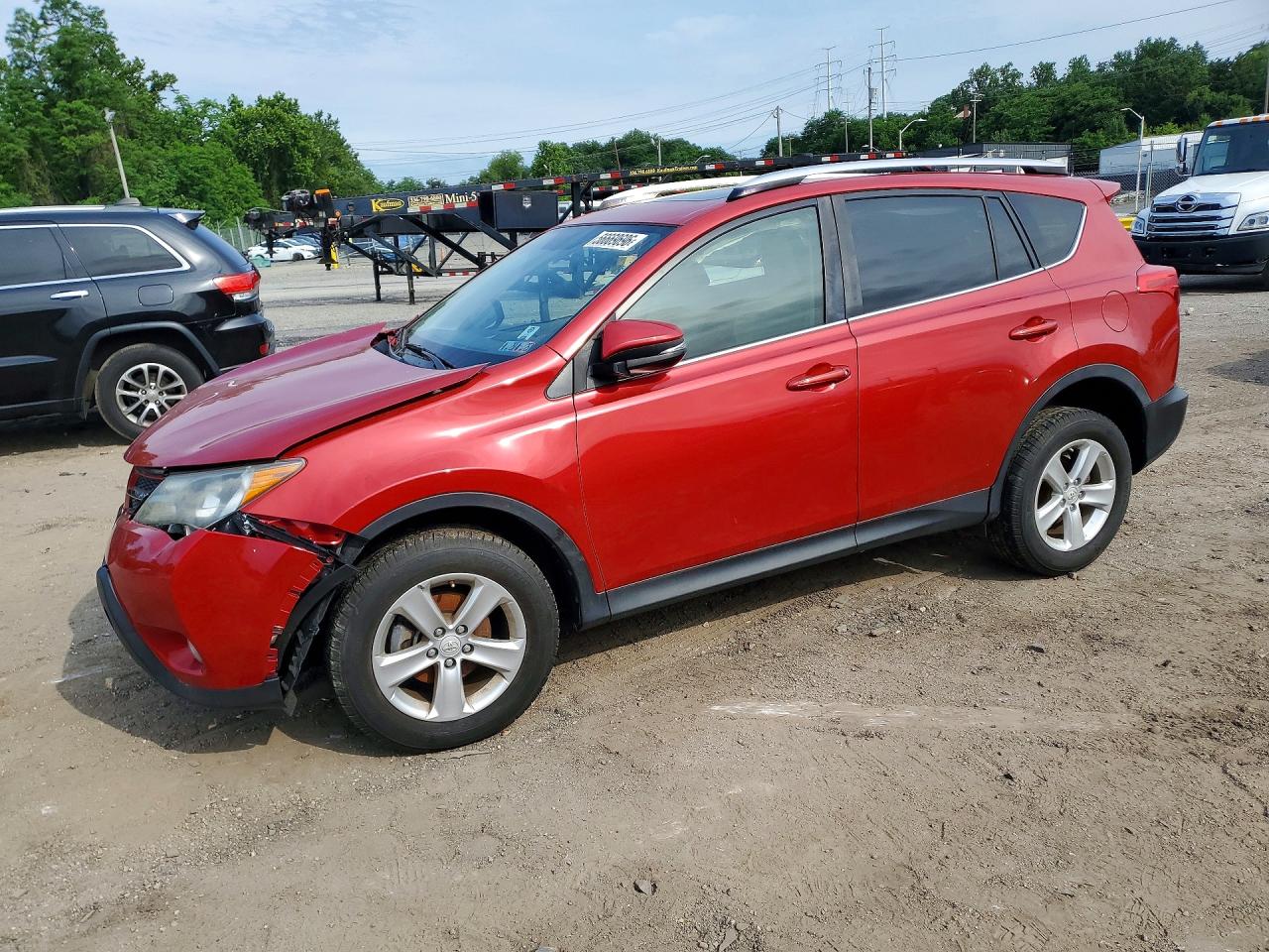 2013 Toyota RAV4 XLE, VIN JTMRFREV5DD015672 — Undercarriage