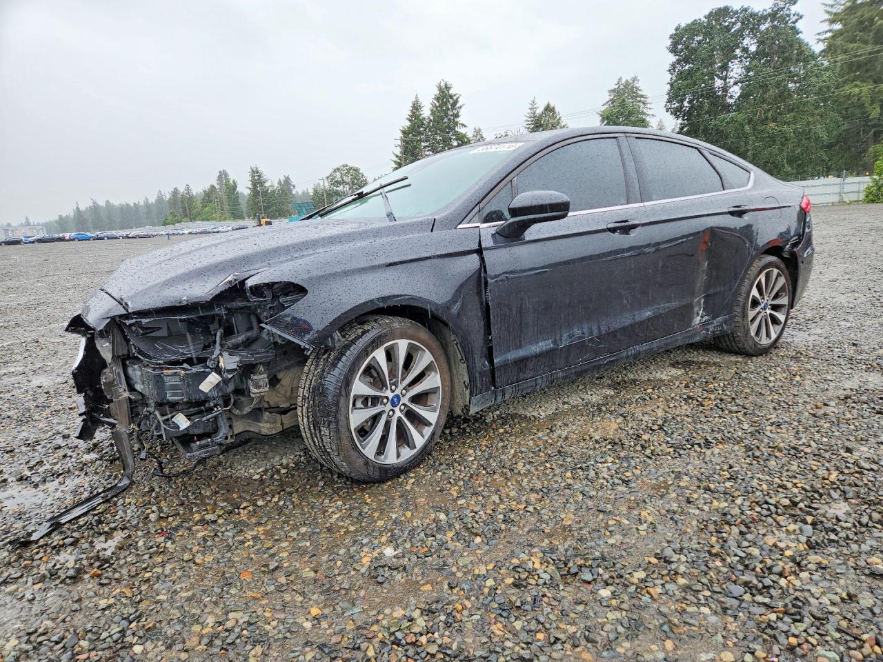 2019 Ford Fusion SE, VIN 3FA6P0T98KR236582 — Перед
