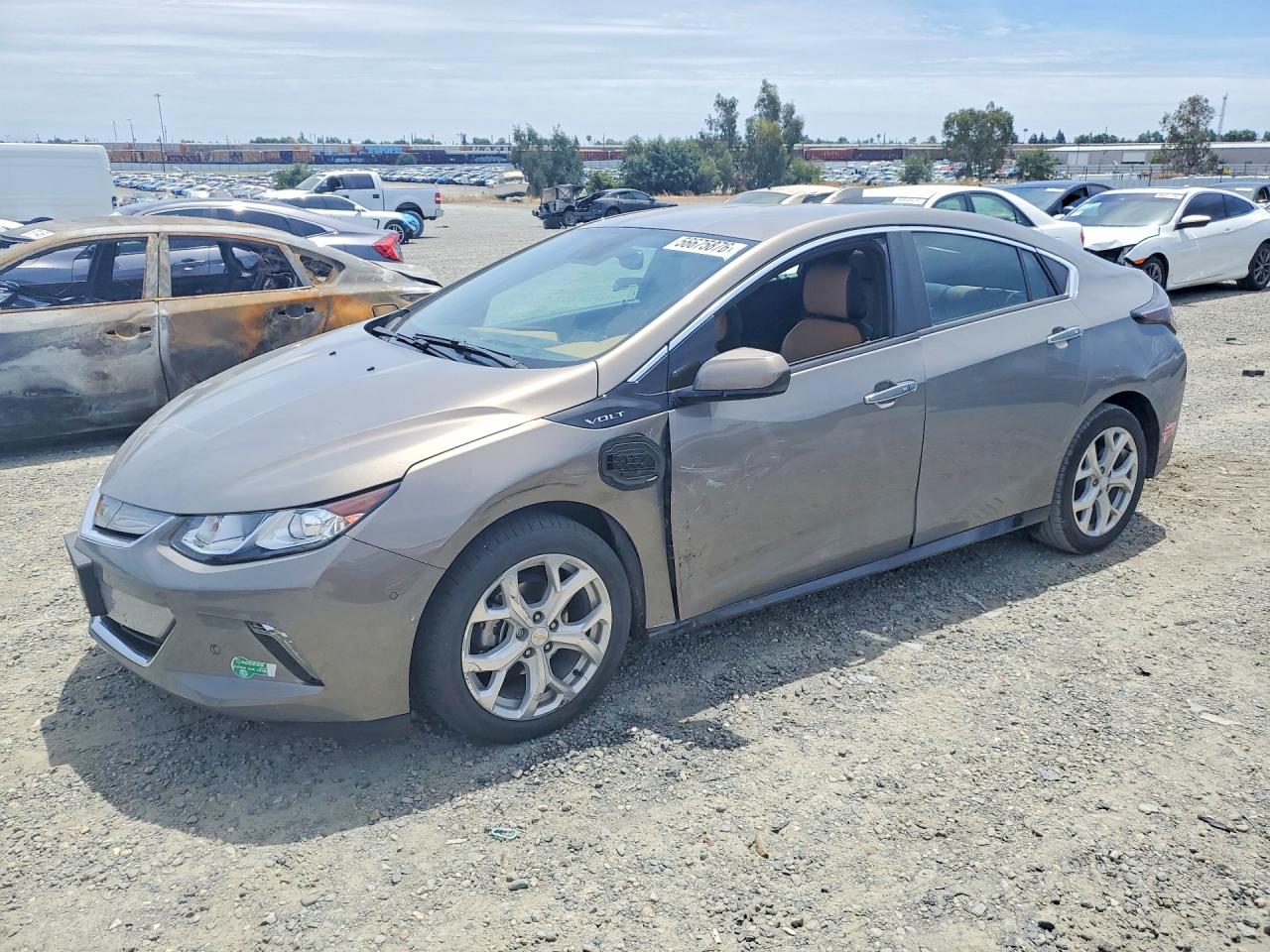 2017 Chevrolet Volt Premier, VIN 1G1RD6S55HU199597 — Бок
