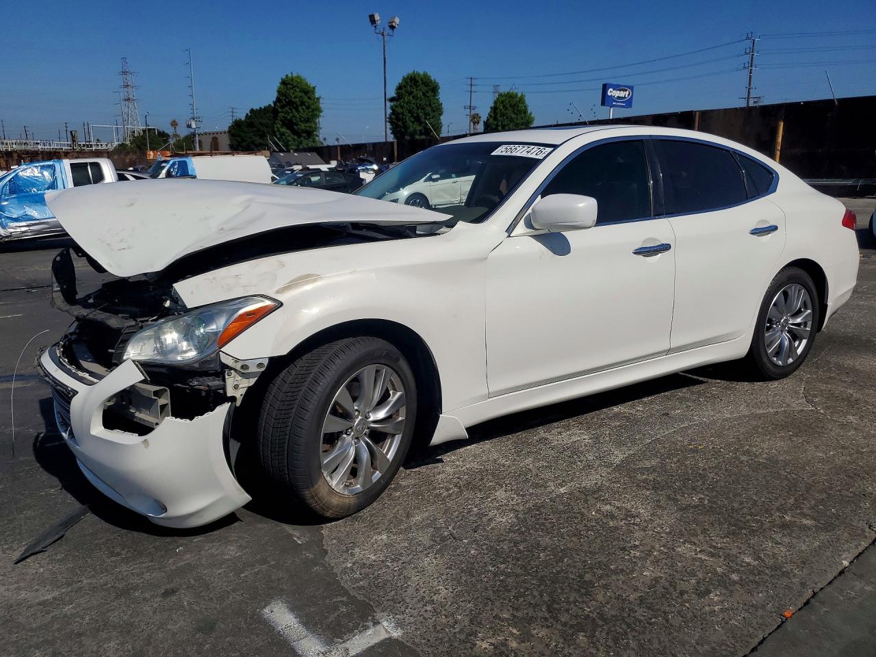 2012 Infiniti M, VIN JN1BY1AP3CM335773 — Front end