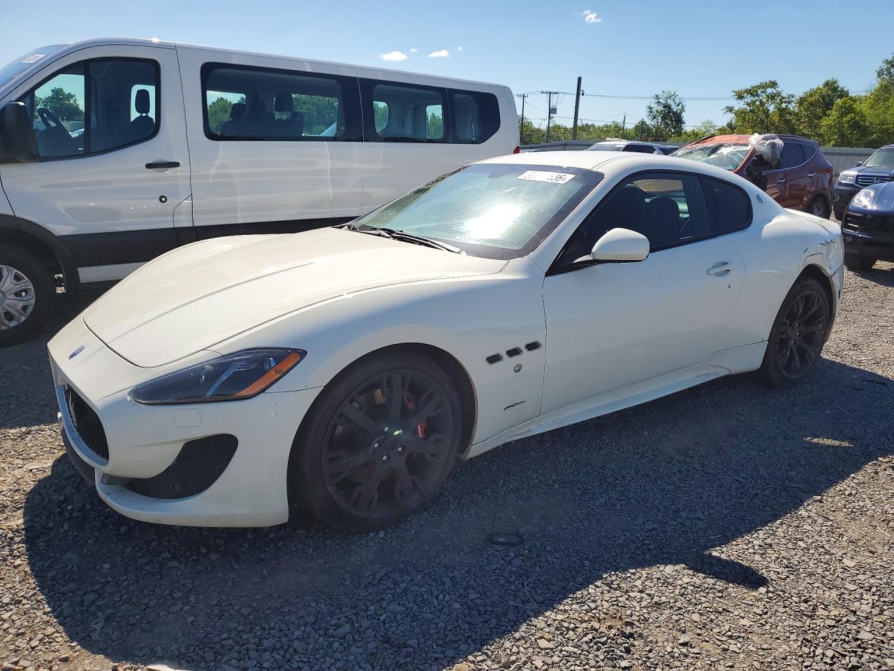 2014 Maserati GranTurismo Sport, VIN ZAM45VLA3E0083270 — Зад