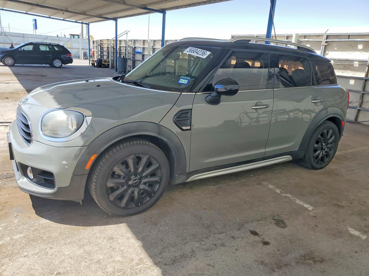 2017 MINI Countryman Cooper, VIN WMZYS7C31H3E07138 — Зад