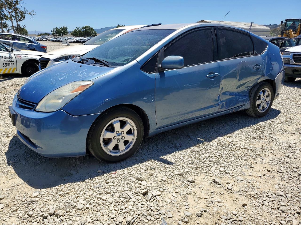 2005 Toyota Prius, VIN JTDKB20U153079816 — Side