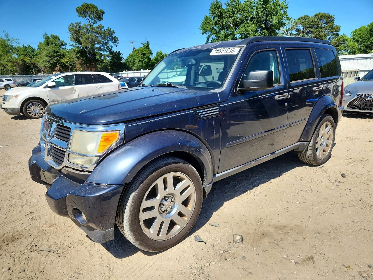 2008 Dodge Nitro SLT, VIN 1D8GU58K88W207137 — Front end