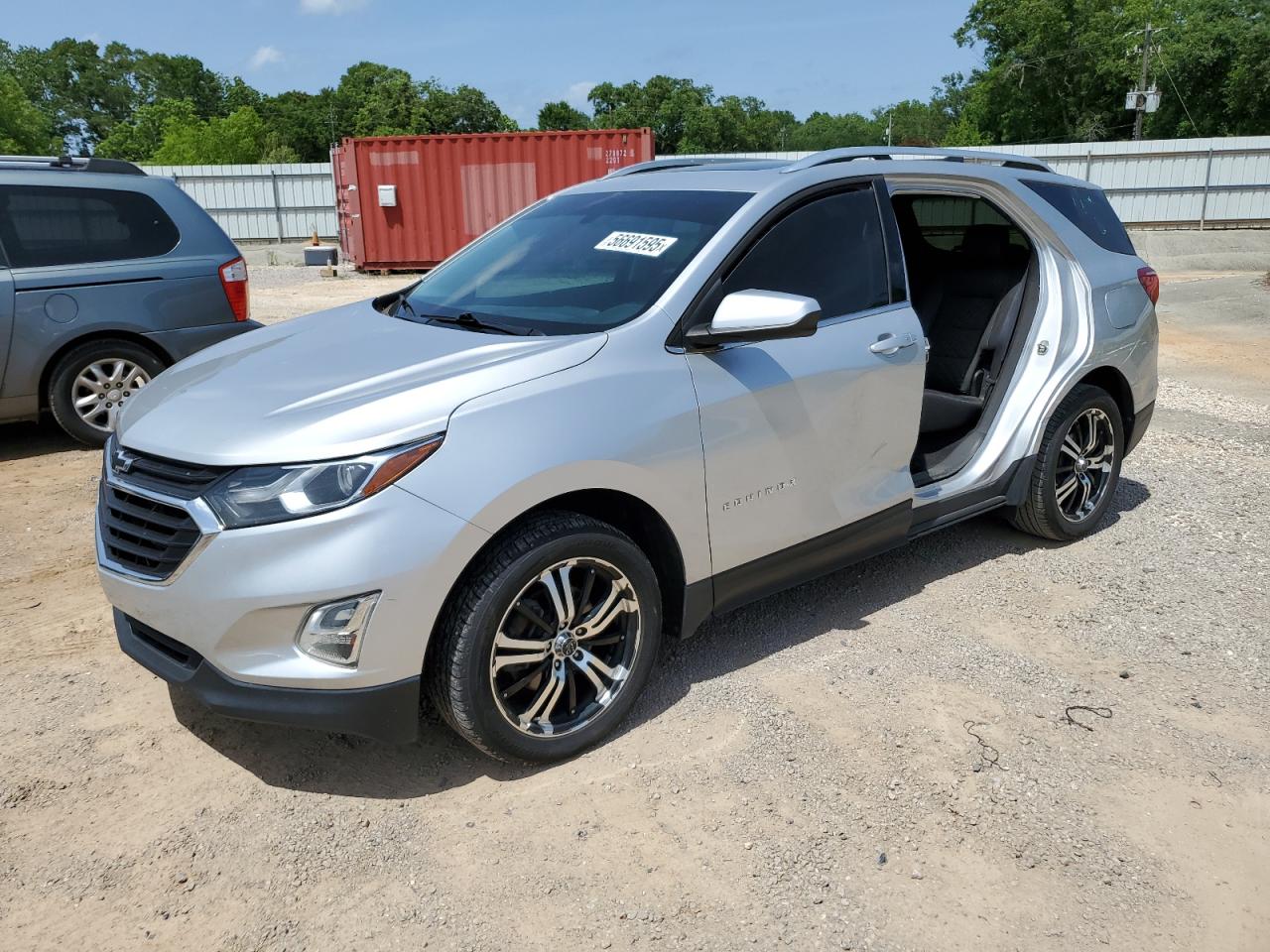 2019 Chevrolet Equinox LT, VIN 3GNAXKEV2KS538119 — Partial repair