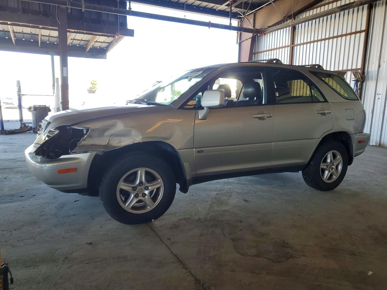 2001 Lexus RX 300, VIN JTJHF10U410224154 — Перед