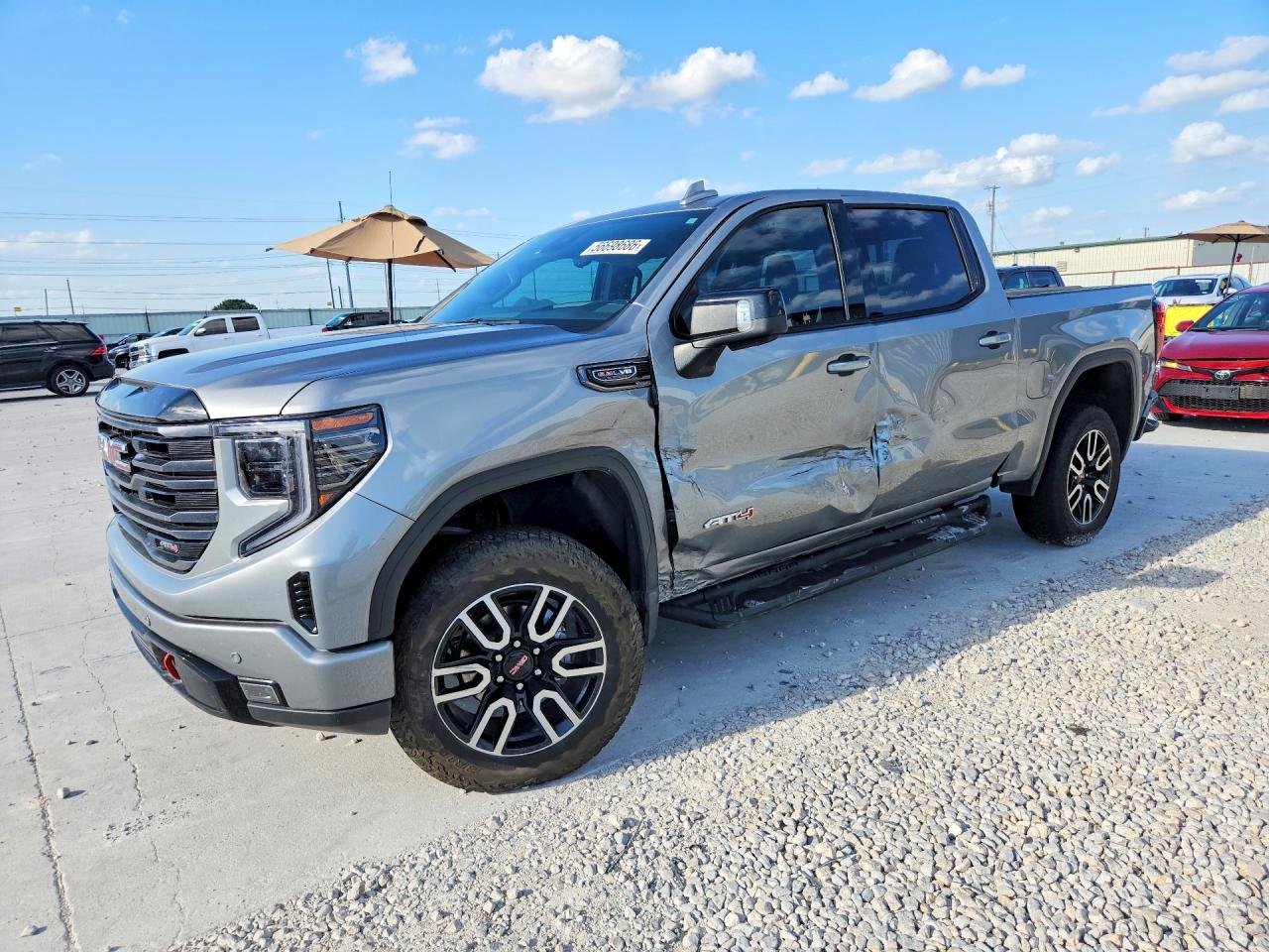 2025 GMC Sierra 1500 AT4, VIN 3GTUUEEL4SG122607 — Бок