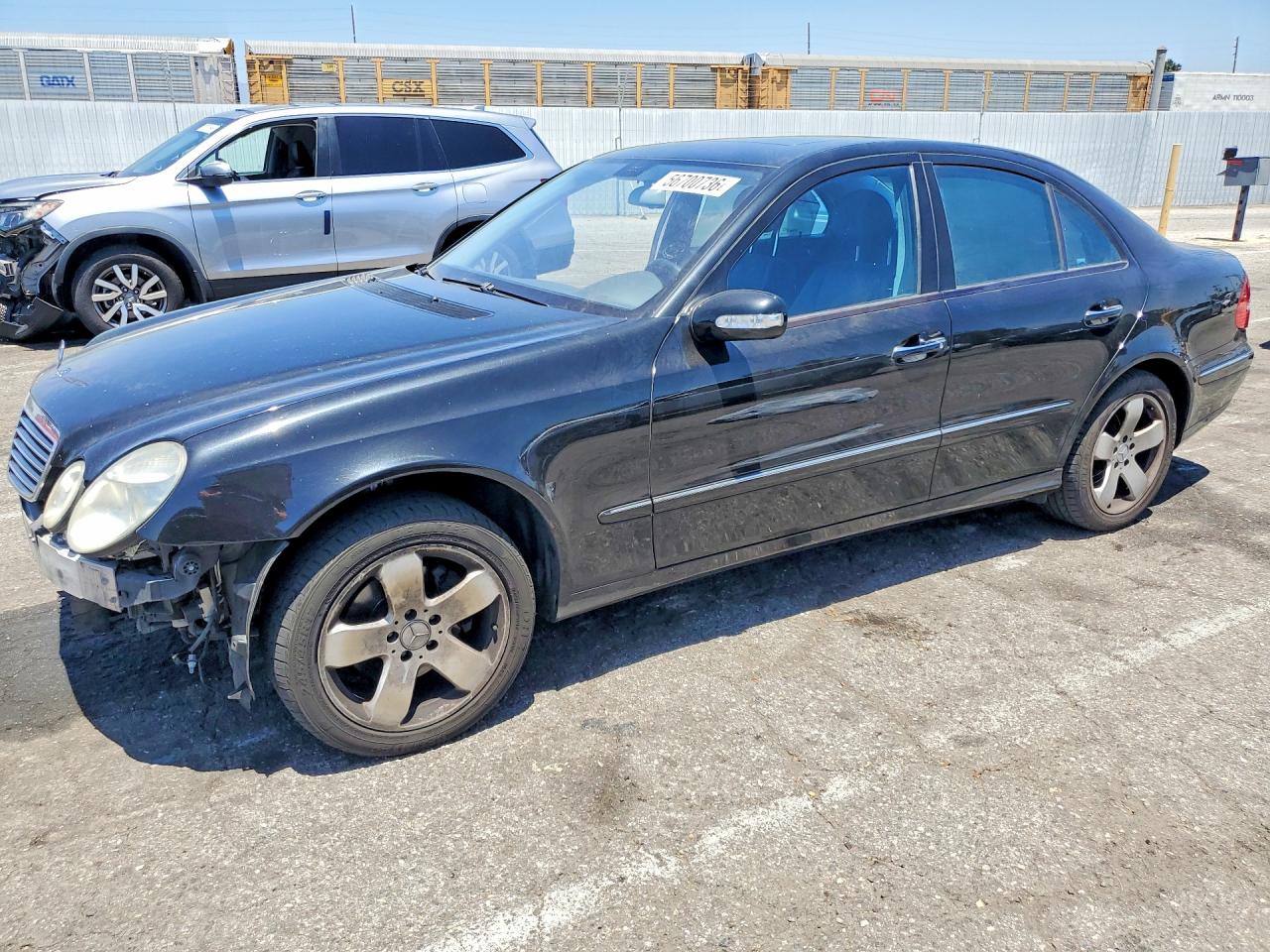 2005 Mercedes-Benz E 320, VIN WDBUF82J85X179955 — Side
