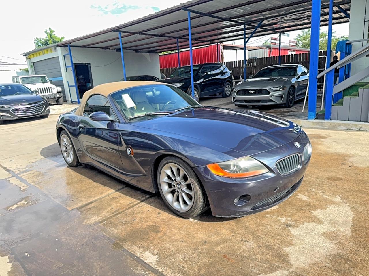 2003 BMW Z4 2.5i, VIN 4USBT334X3LR66028 — Мелкие вмятины и царапины