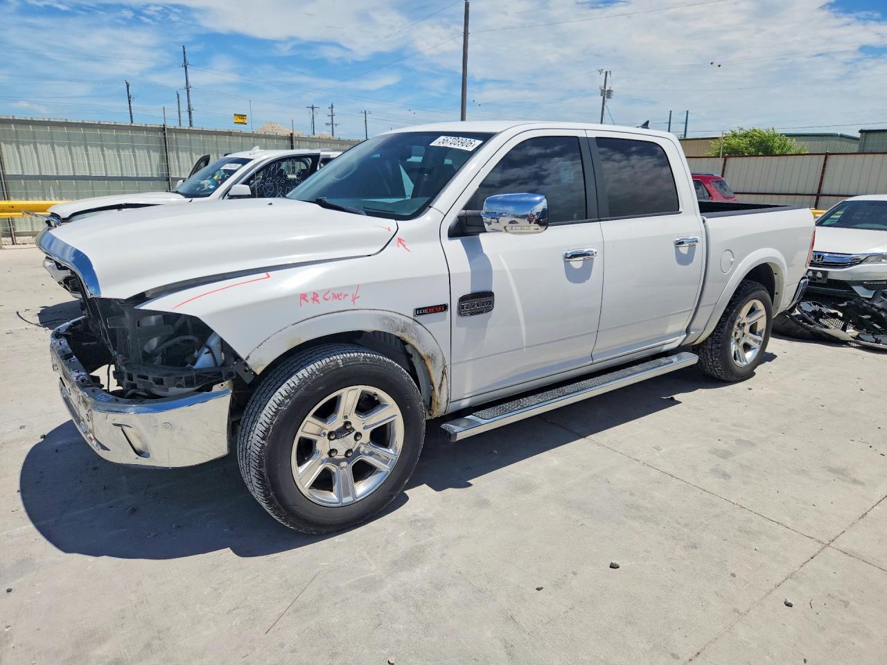 2015 Ram 1500 Laramie Longhorn, VIN 1C6RR6PM0FS623907 — Повреждение рамы