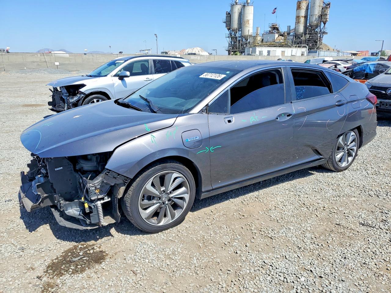 2020 Honda Clarity Touring, VIN JHMZC5F39LC001811 — Front end