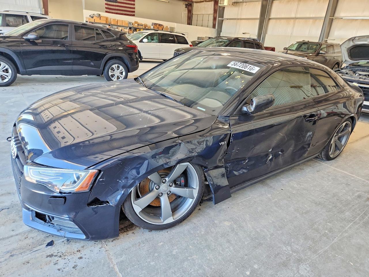 2014 Audi S5 Premium Plus, VIN WAUCGAFR0EA070181 — Side