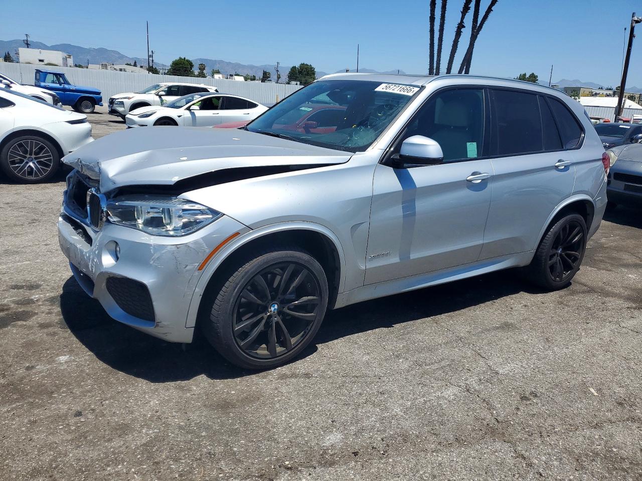 2018 BMW X5 xDrive35i, VIN 5UXKR0C50J0X88204 — Front end