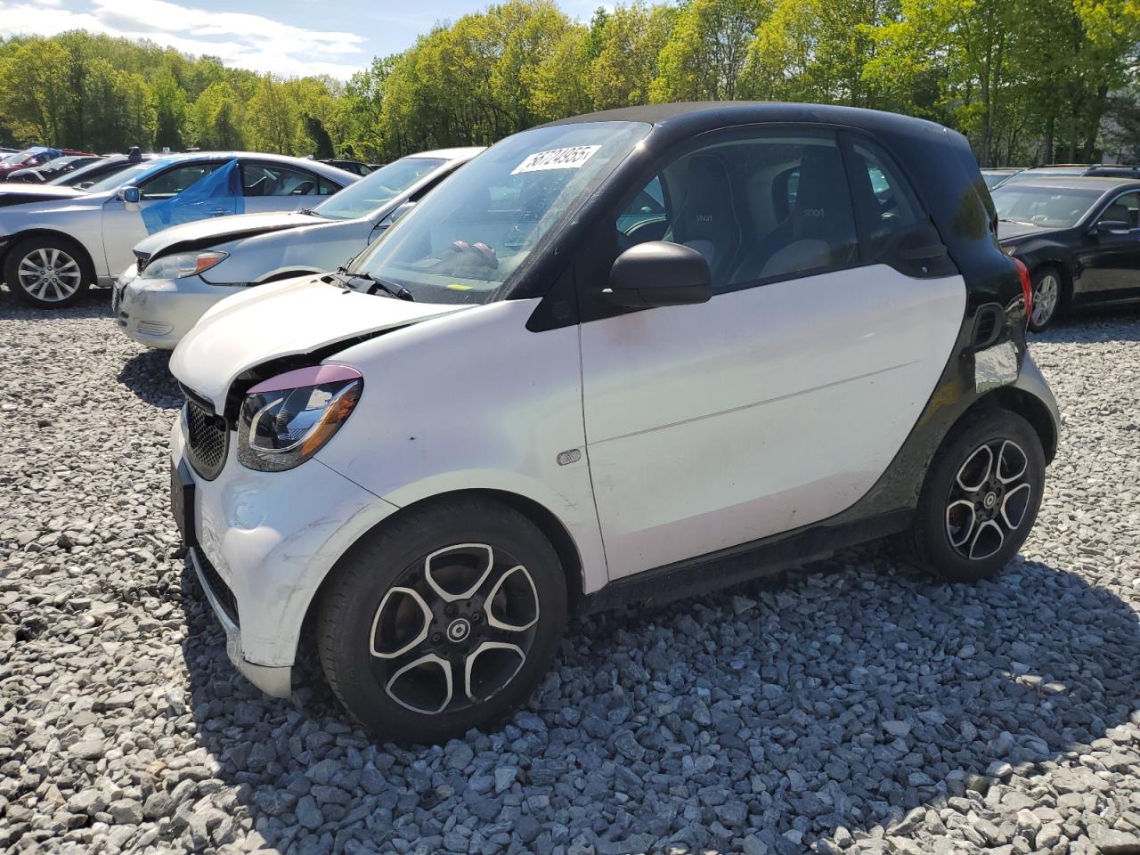 2019 Smart fortwo Pure, VIN WMEFJ9BAXKK359995 — Front end