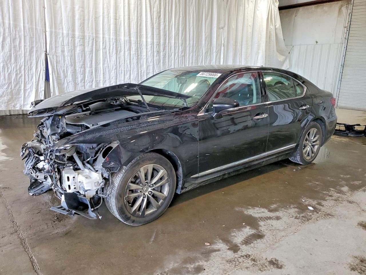 2015 Lexus LS 460, VIN JTHCL5EF3F5023393 — Front end