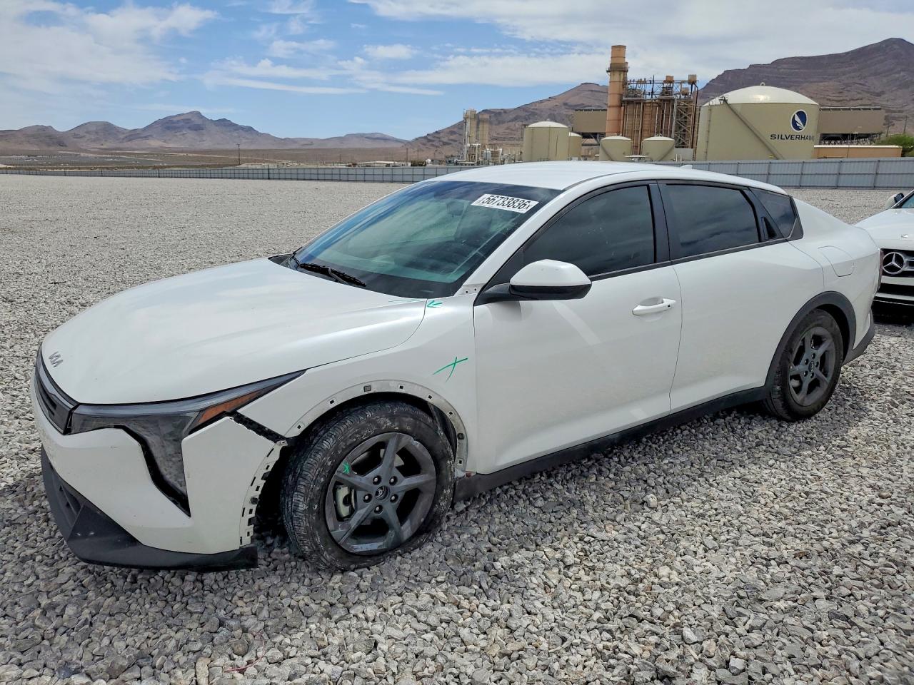 2025 Kia K4 LXS, VIN 3KPFT4DE0SE145564 — Днище