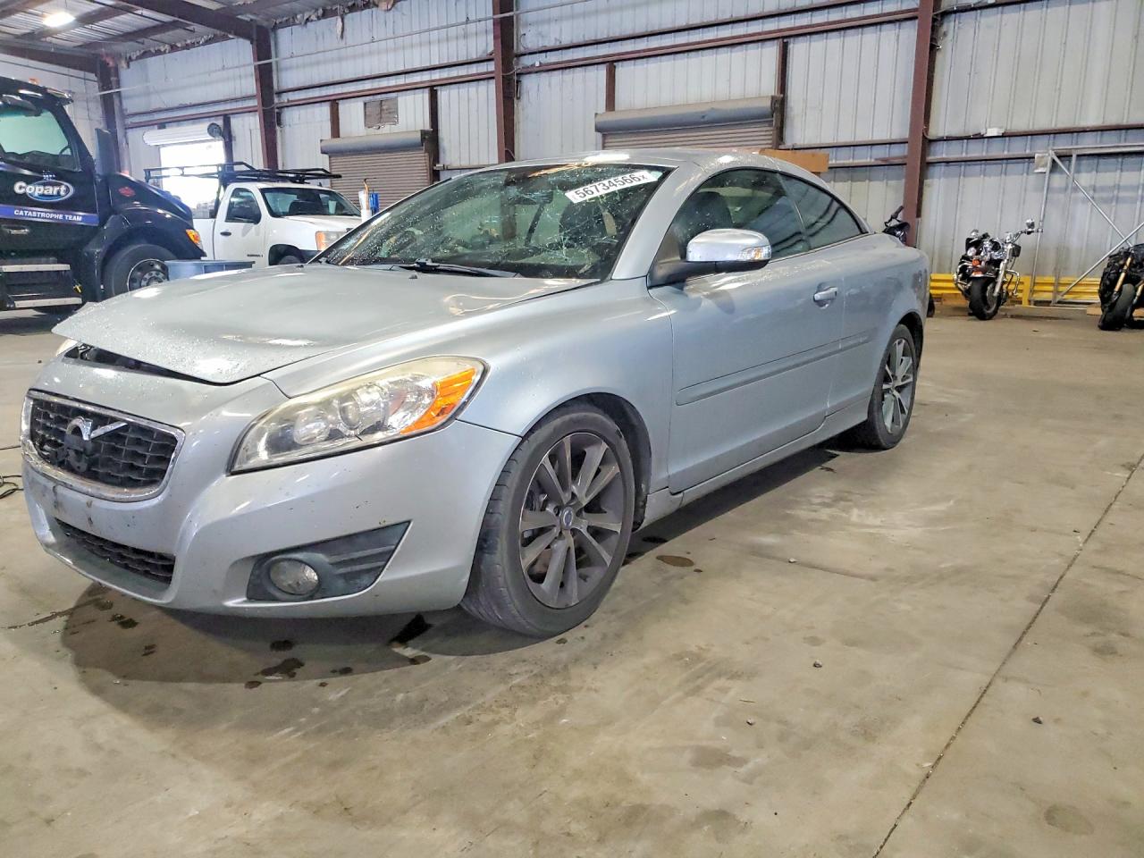 2012 Volvo C70 T5, VIN YV1672MC6CJ123414 — Перед