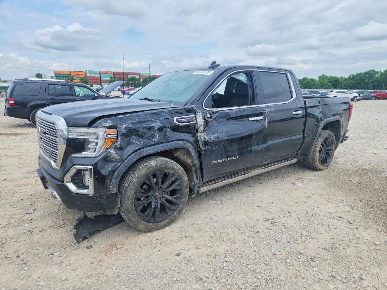 2021 GMC Sierra 1500 Denali, VIN 1GTU9FEL2MZ228659 — Перед