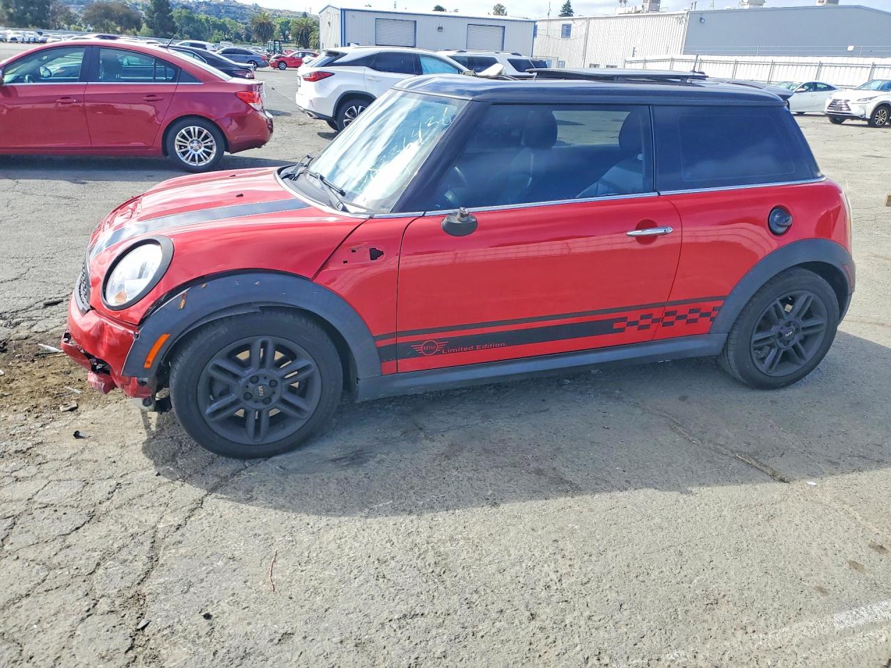 2012 MINI Hardtop S, VIN WMWSV3C56CTY29447 — Крыша