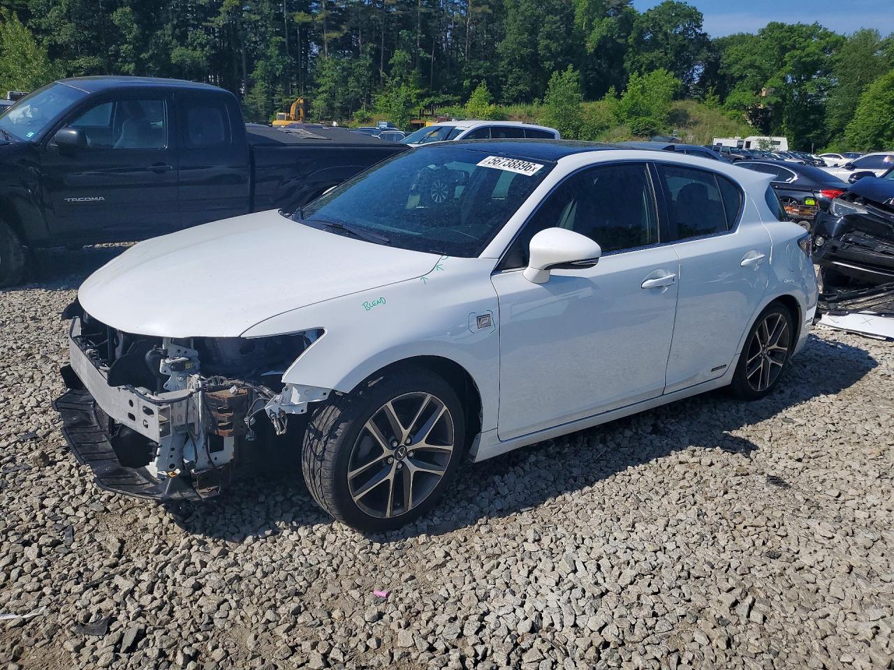 2016 Lexus CT 200h, VIN JTHKD5BH5G2269590 — Front end