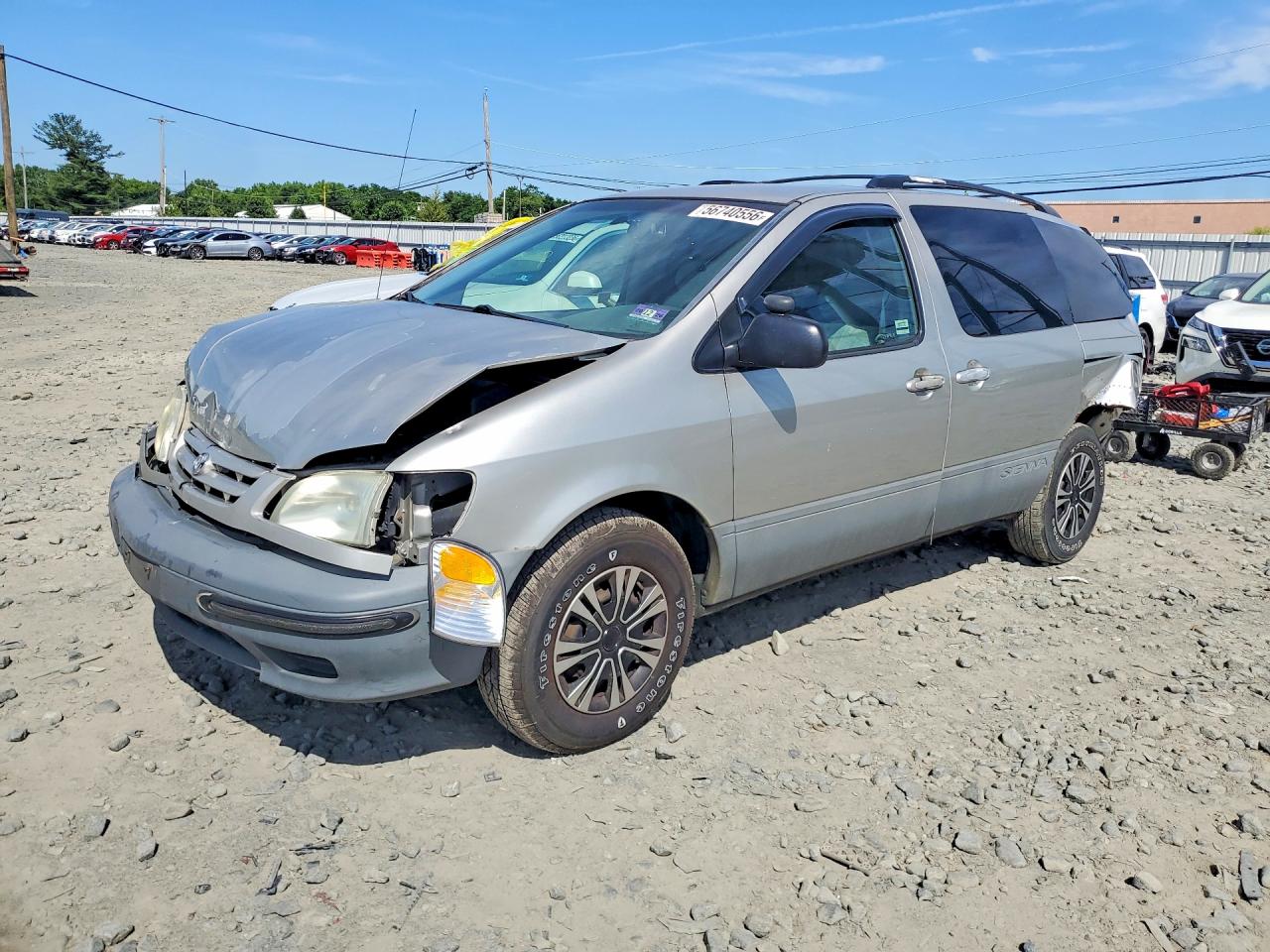 2003 Toyota Sienna CE, VIN 4T3ZF19C13U551742 — Front end