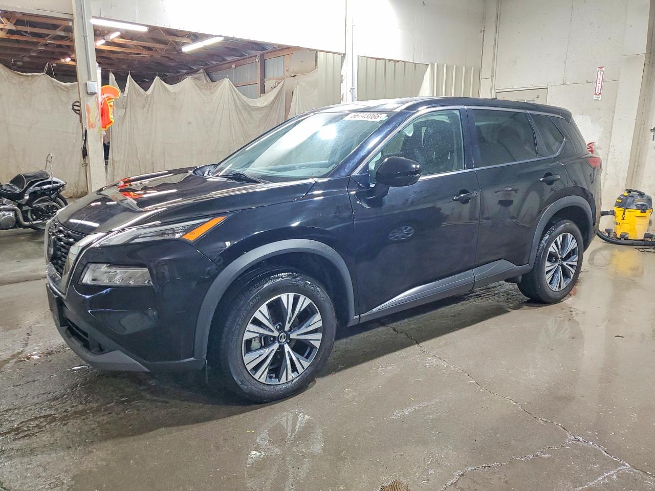 2021 Nissan Rogue SV, VIN 5N1AT3BA3MC703062 — Vandalism
