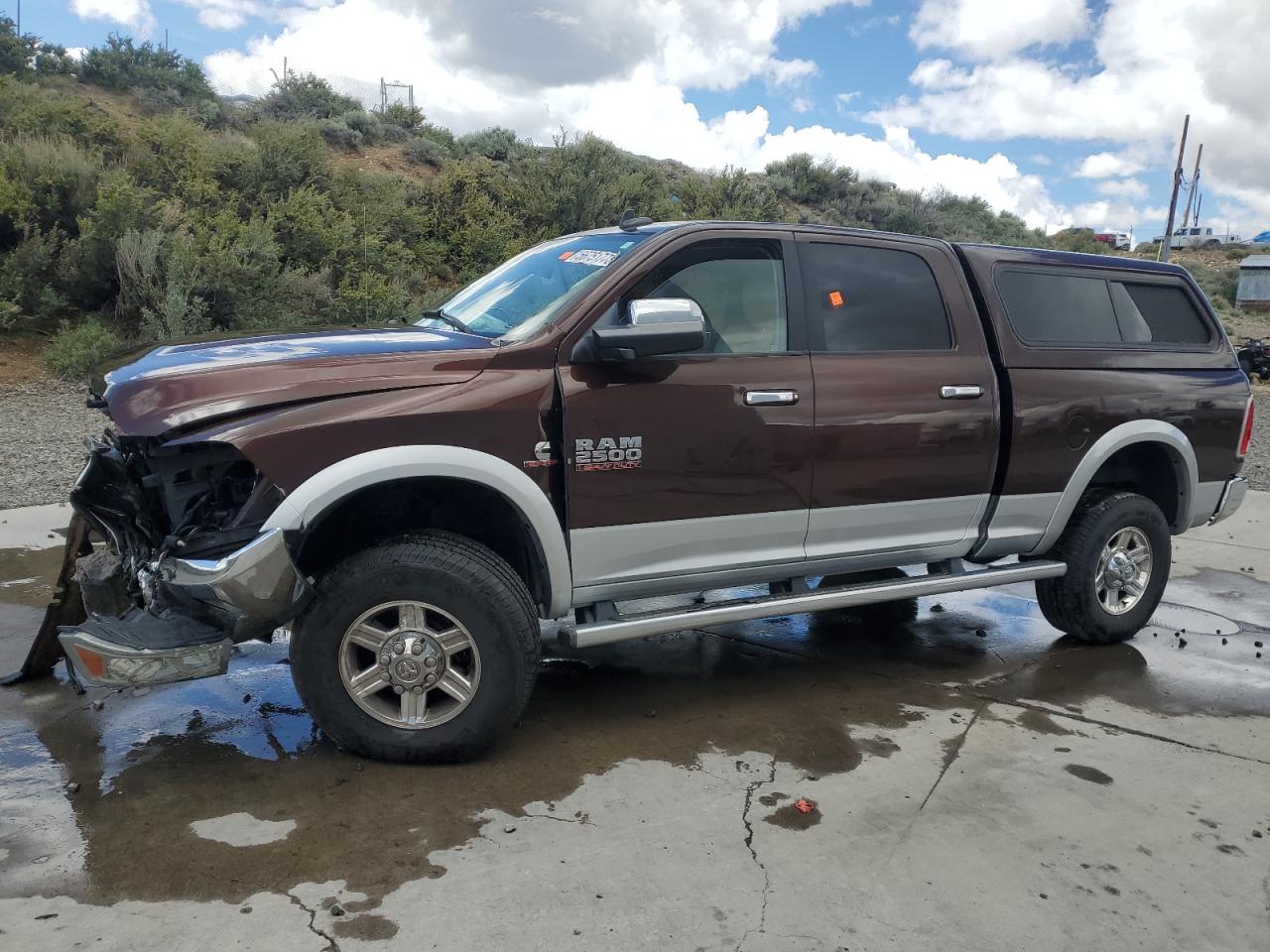 2013 Ram 2500 Laramie, VIN 3C6UR5FL1DG575786 — Front end