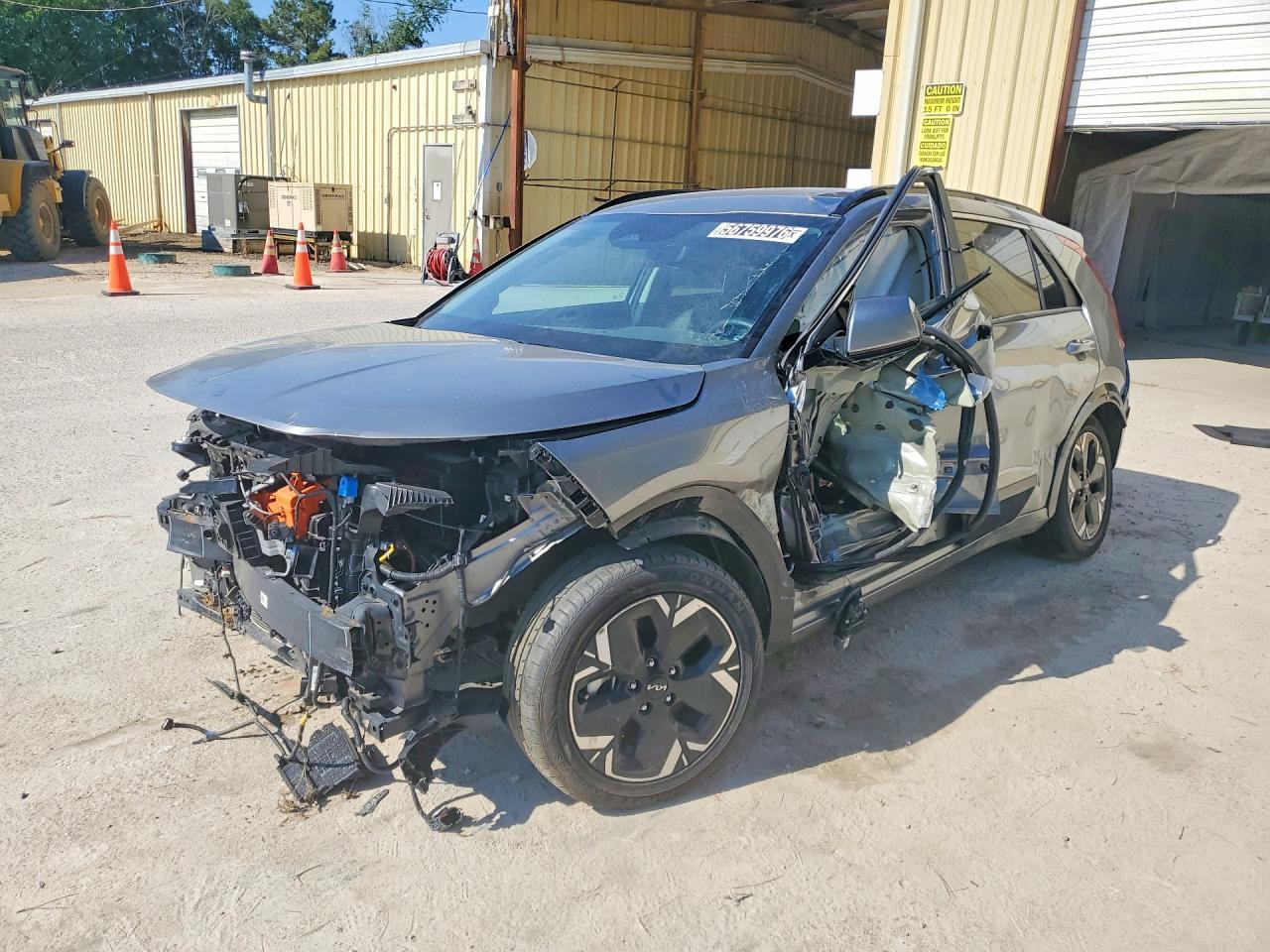 2023 Kia Niro Wind, VIN KNDCR3L18P5073462 — Side