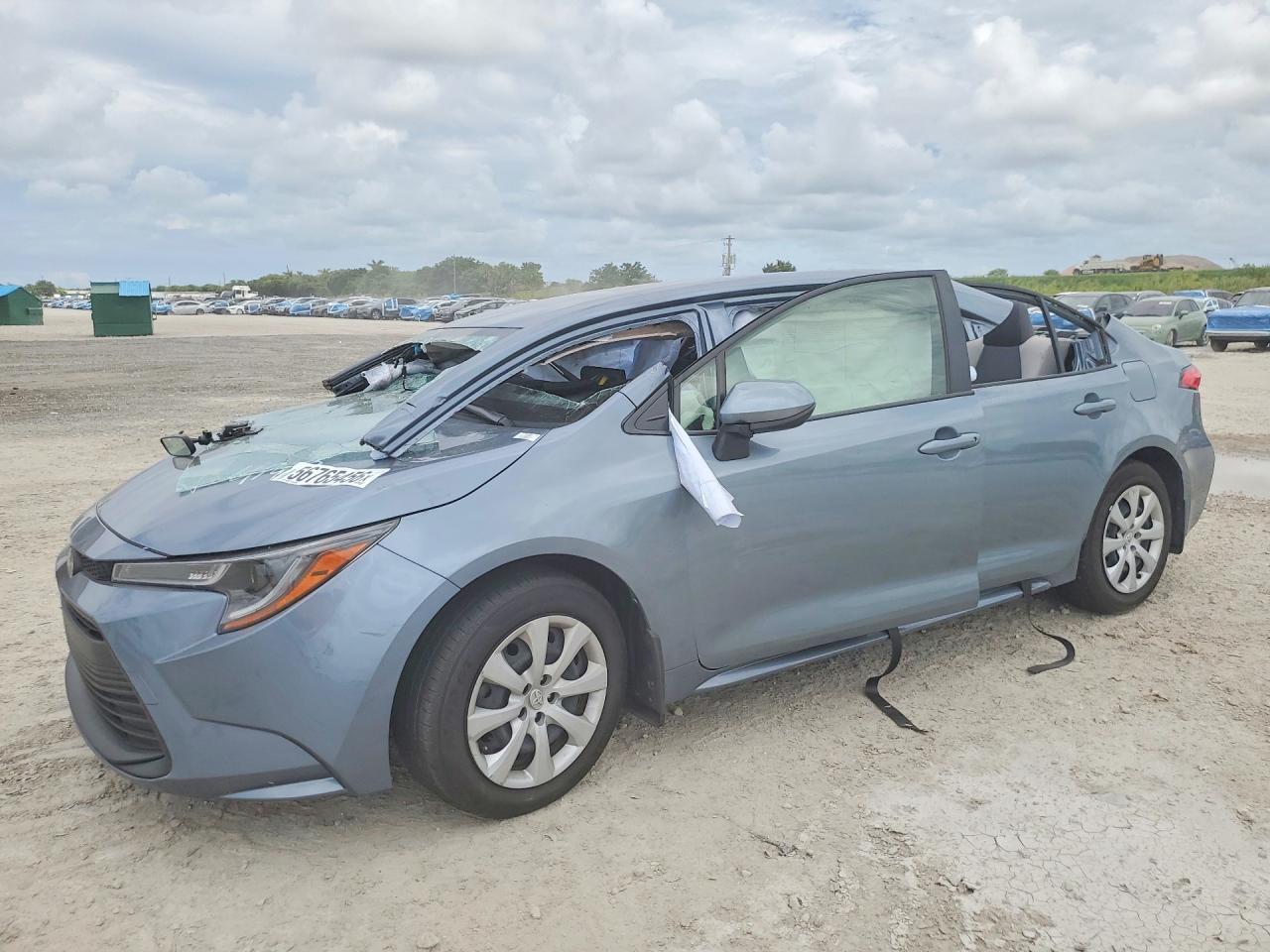2023 Toyota Corolla LE, VIN JTDB4MEE8P3014147 — Roof